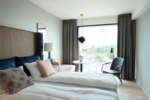 Imagen de la habitación del Hotel Caledonien. Foto 6