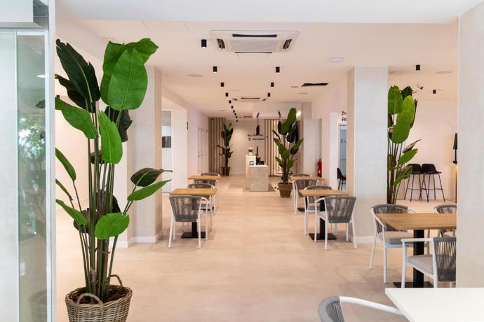 Imagen general del Hotel Calella by Beatriz Hoteles. Foto 14