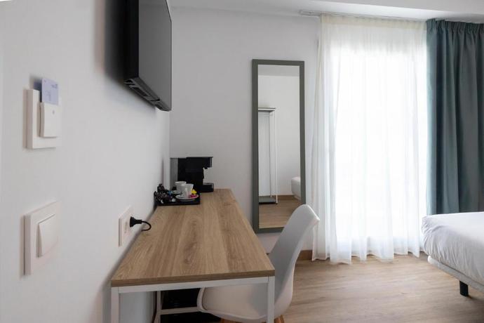 Imagen general del Hotel Calella by Beatriz Hoteles. Foto 17