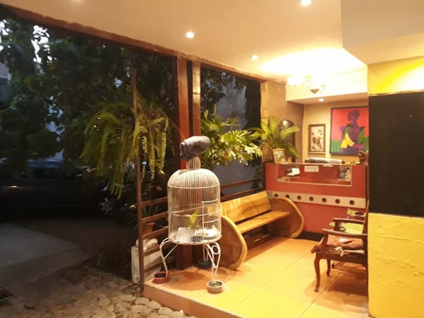 Imagen de los interiores del Hotel Caleta, San Miguel. Foto 5