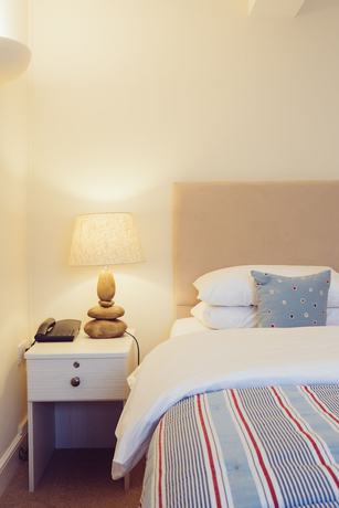 Imagen de la habitación del Hotel Caley. Foto 9