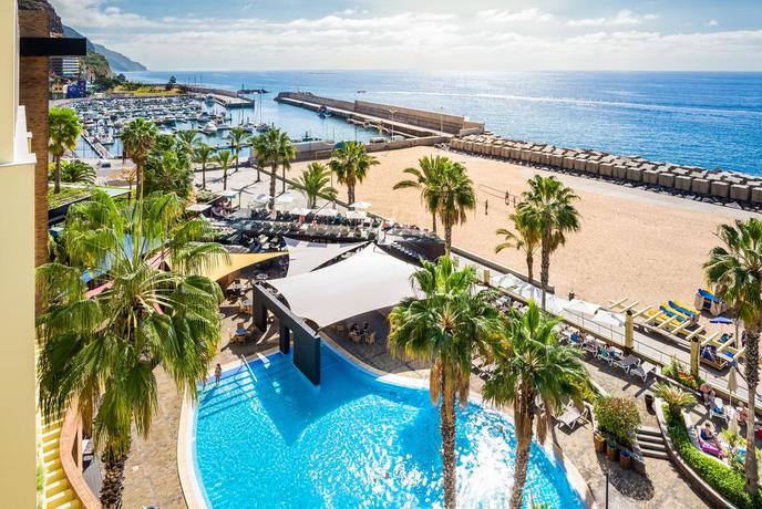 Imagen de la piscina del Hotel Calheta Beach - All Inclusive. Foto 14