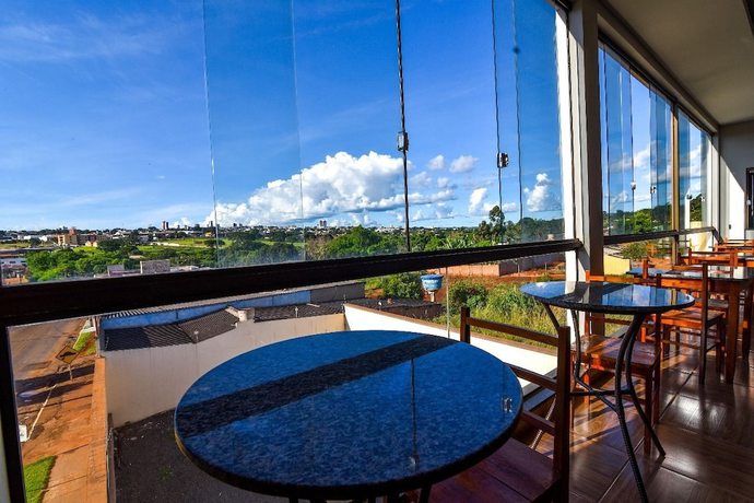 Imagen del bar/restaurante del Hotel Calif&oacute;rnia, Jata&iacute;. Foto 5