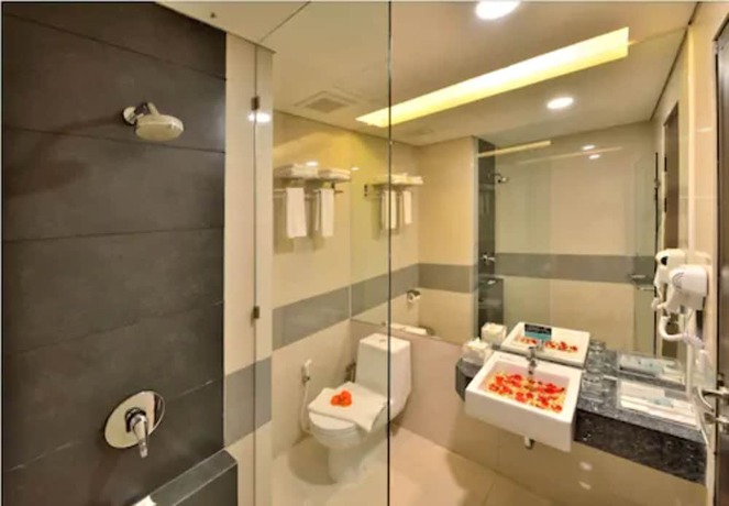 Imagen general del Hotel California Bandung. Foto 3