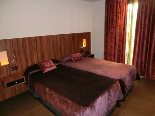 Imagen de la habitación del Hotel California, Barrio Gotico. Foto 6