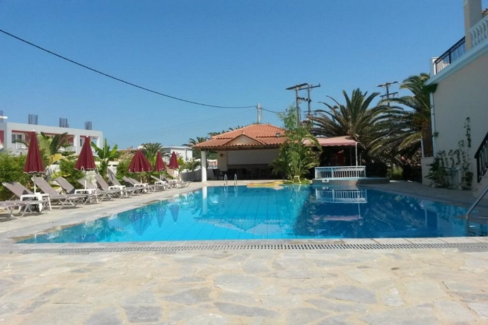 Imagen general del Hotel California Beach - Adults Only. Foto 2