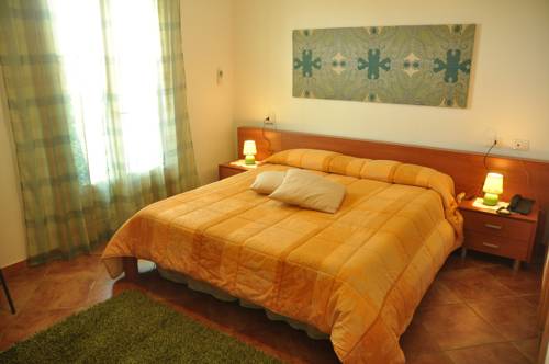 Imagen de la habitación del Hotel California, CARLOFORTE. Foto 3