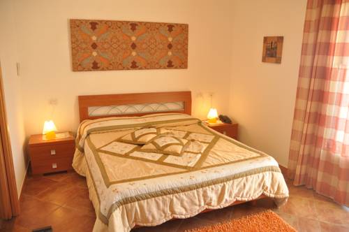 Imagen de la habitación del Hotel California, CARLOFORTE. Foto 5