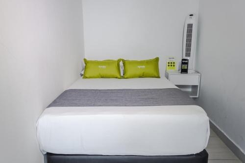 Imagen de la habitación del Hotel California Del Exito. Foto 7