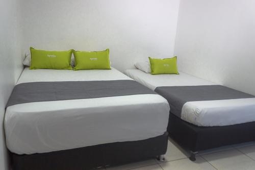 Imagen de la habitación del Hotel California Del Exito. Foto 9