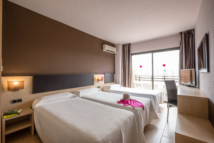 Imagen de la habitación del Hotel California Garden. Foto 14