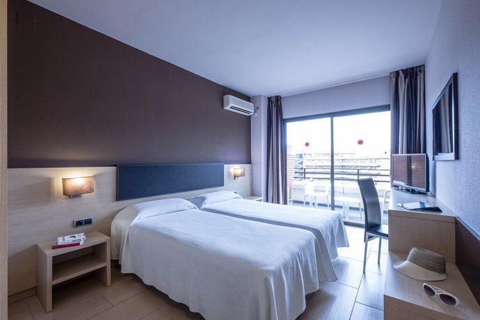 Imagen de la habitación del Hotel California Garden. Foto 18