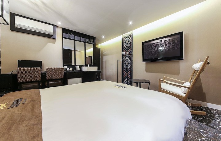 Imagen de la habitación del Hotel California, Guri. Foto 7