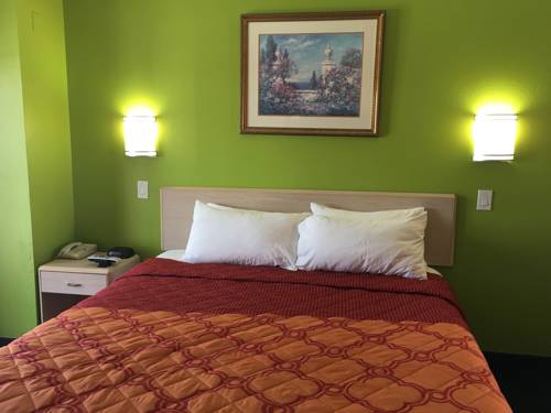 Imagen de la habitación del Hotel California Inn and Suites Adelanto Us 395. Foto 8