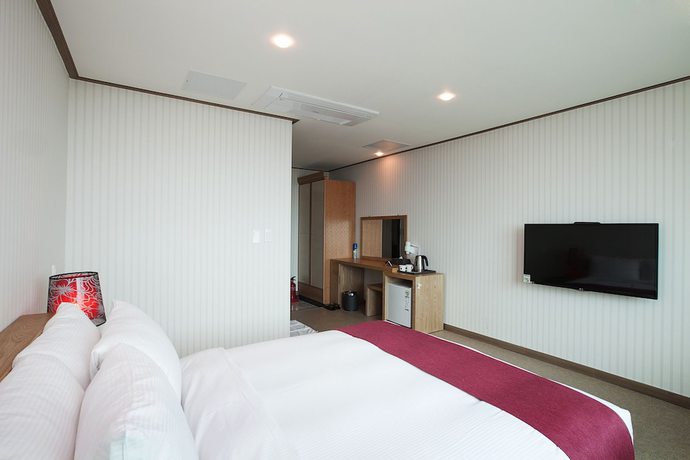 Imagen de la habitación del Hotel California Jeju. Foto 9
