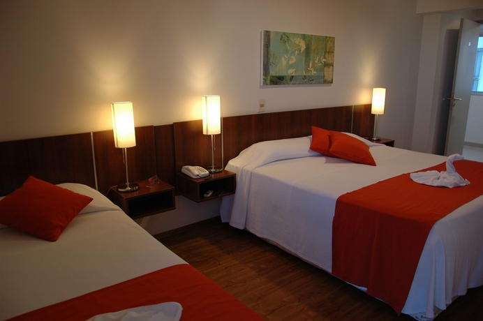 Imagen de la habitación del Hotel California, Montevideo. Foto 5