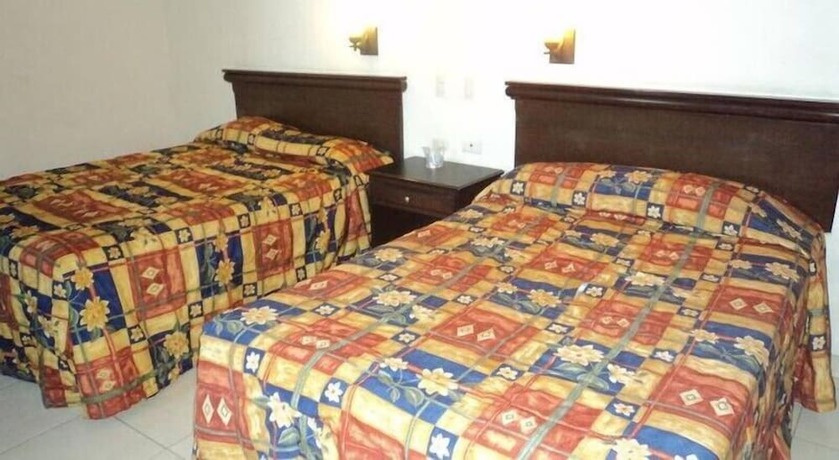 Imagen de la habitación del Hotel California, Navojoa. Foto 7