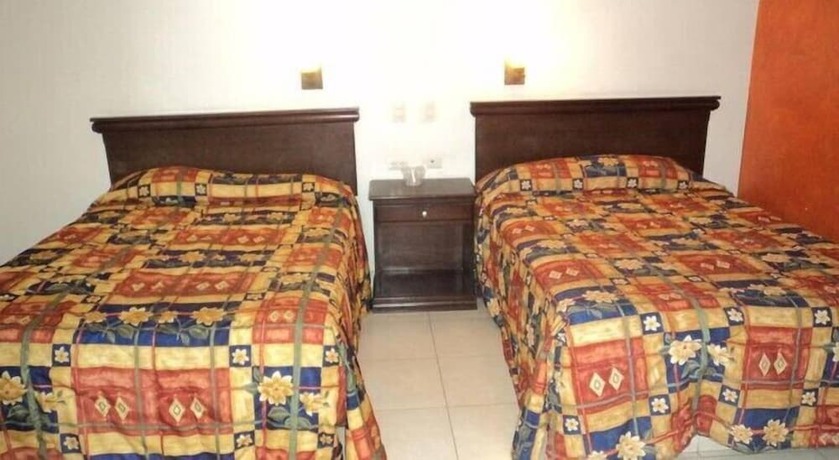 Imagen de la habitación del Hotel California, Navojoa. Foto 8