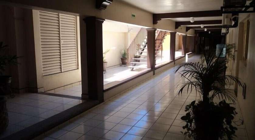 Imagen de los interiores del Hotel California, Navojoa. Foto 14