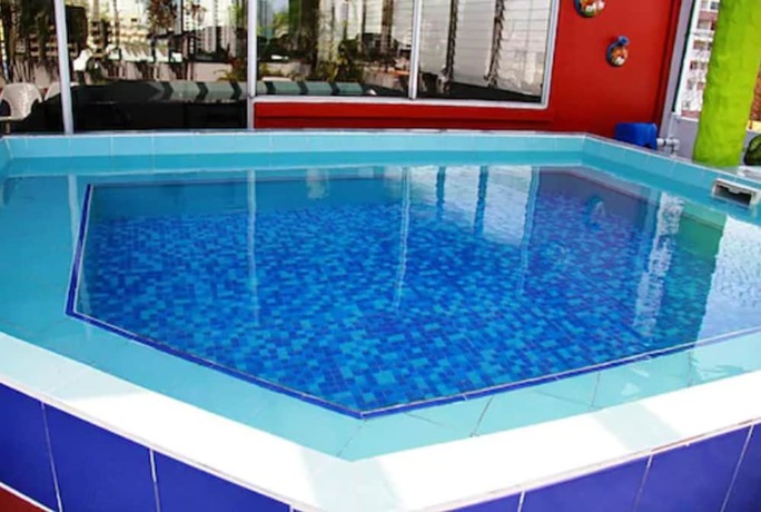 Imagen de la piscina del Hotel California Panama, Bella Vista. Foto 20
