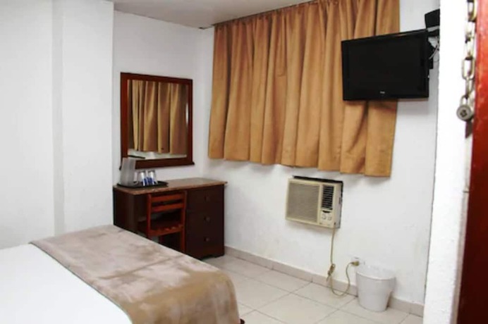 Imagen de la habitación del Hotel California Panama, Bella Vista. Foto 9