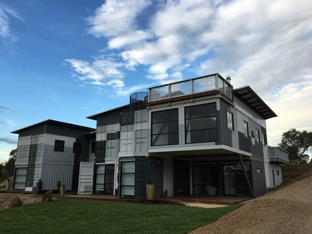 Imagen de los exteriores del Hotel California Road At Inkwell Wines. Foto 33