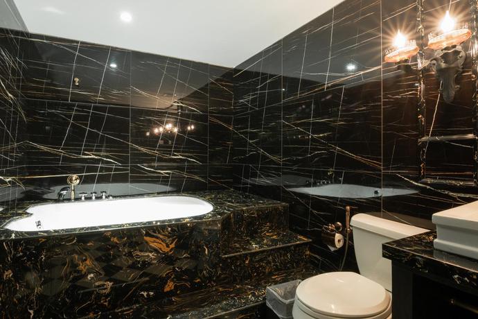 Imagen general del Hotel California Saigon & Rooftop Pool. Foto 12