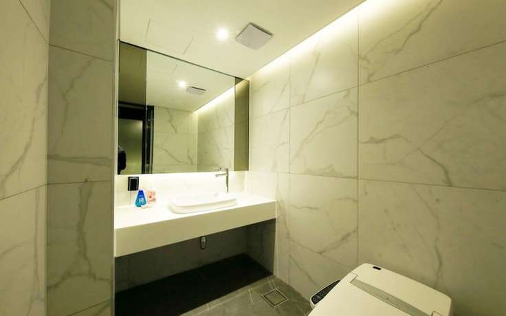 Imagen de la habitación del Hotel California Samsung. Foto 5