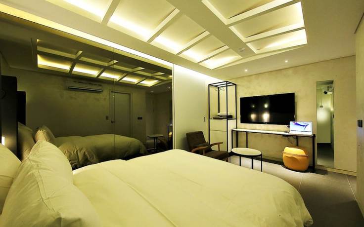 Imagen de los interiores del Hotel California Samsung. Foto 20