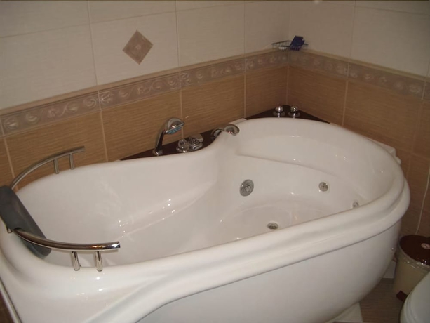 Imagen de la habitación del Hotel California, Sofia. Foto 7