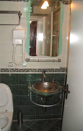 Imagen de la habitación del Hotel California, Sofia. Foto 9