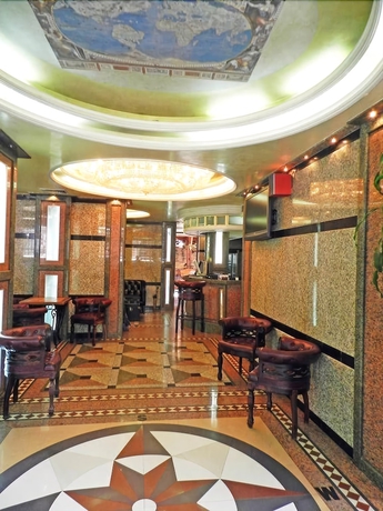Imagen de los interiores del Hotel California, Sofia. Foto 14