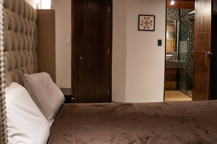 Imagen de la habitación del Hotel California Urubamba. Foto 12