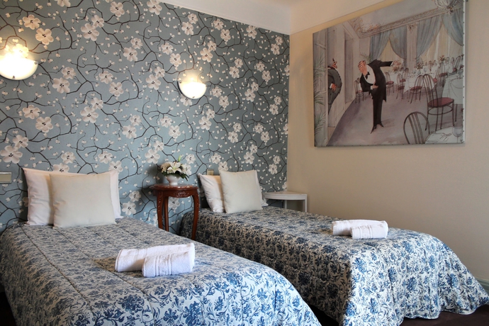 Imagen de la habitación del Hotel California, VICHY. Foto 8