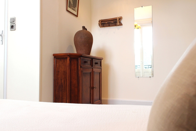 Imagen de la habitación del Hotel California, VICHY. Foto 12