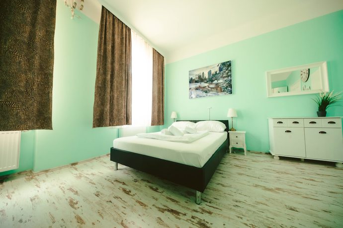 Imagen de la habitación del Hotel California, Viena. Foto 4