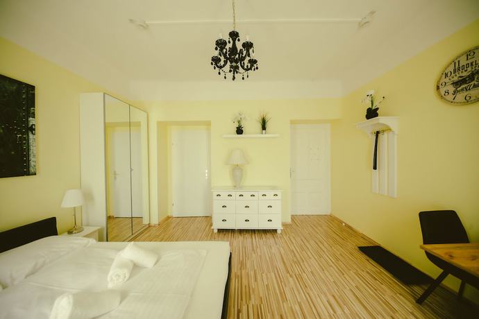 Imagen de la habitación del Hotel California, Viena. Foto 10