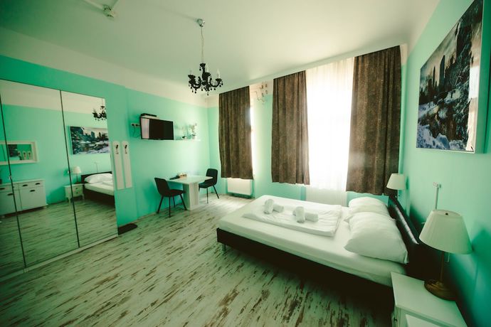 Imagen de la habitación del Hotel California, Viena. Foto 16