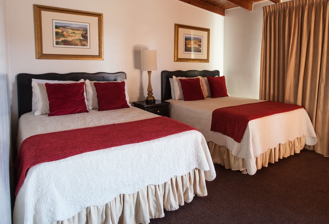 Imagen de la habitación del Hotel California Villas Y. Foto 3
