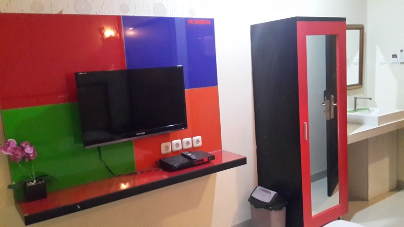Imagen de la habitación del Hotel California, Yakarta. Foto 6