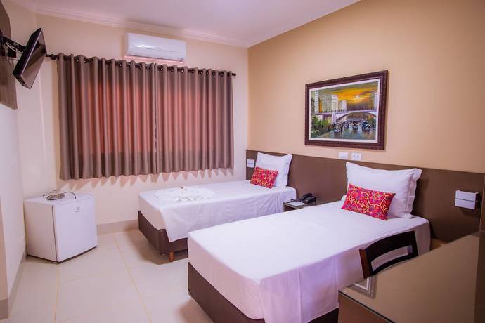 Imagen de la habitación del Hotel Caligio. Foto 6