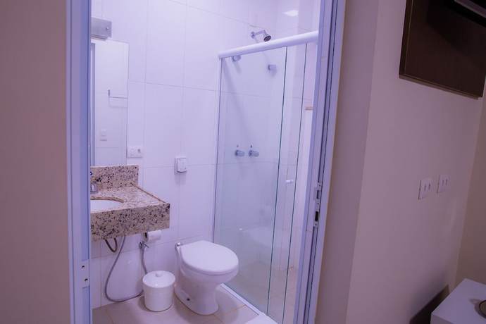 Imagen de la habitación del Hotel Caligio. Foto 14