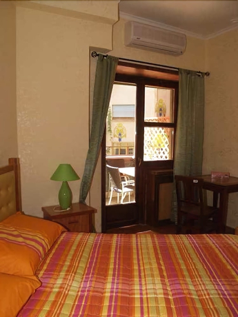 Imagen de la habitación del Hotel Caligola Resort. Foto 3