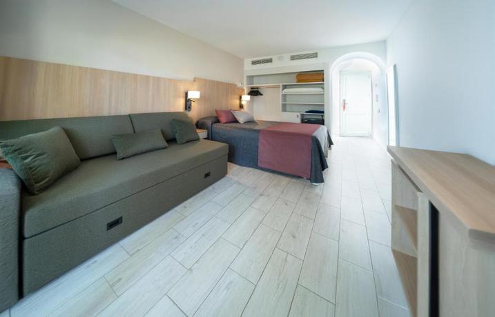 Imagen de la habitación del Hotel Calimera Fido Gardens. Foto 6