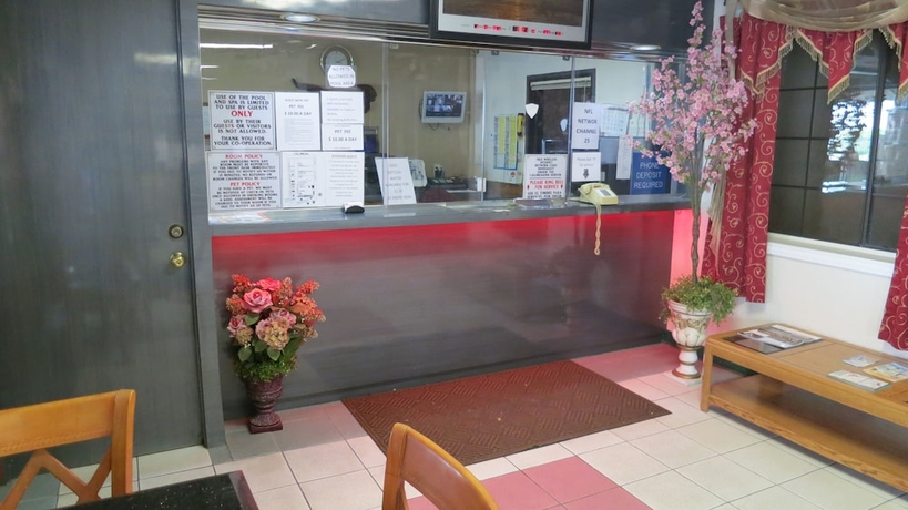 Imagen de los interiores del Hotel Calimesa Inn Motel. Foto 18