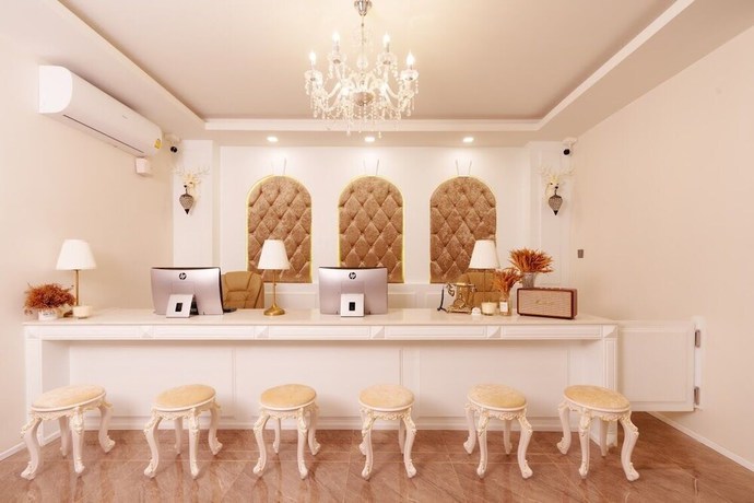 Imagen de los interiores del Hotel Calinton. Foto 10