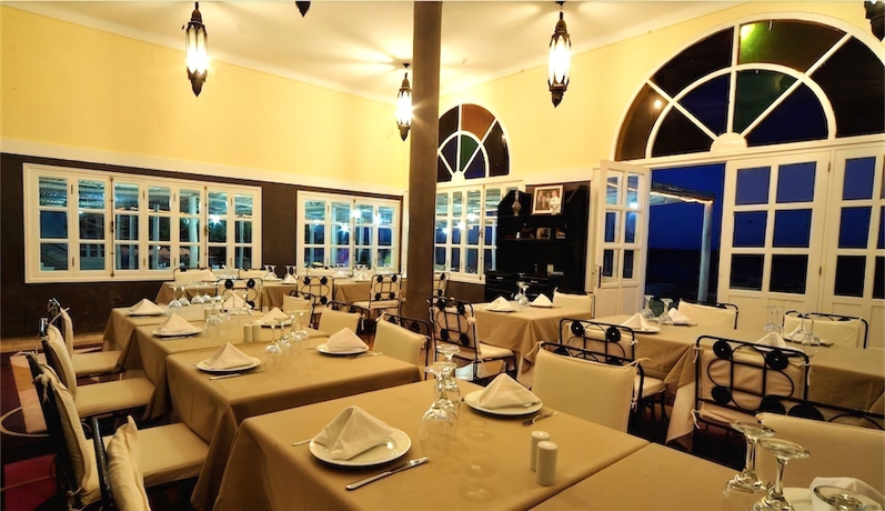 Imagen del bar/restaurante del Hotel Calipau Riad Maison d'H&ocirc;tes. Foto 6