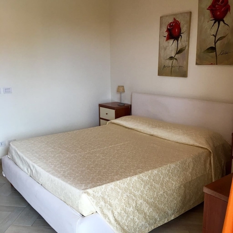 Imagen de la habitación del Hotel Calipso. Foto 11