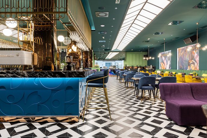 Imagen del bar/restaurante del Hotel Calisi. Foto 5