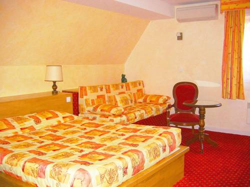 Imagen de la habitación del Hotel Calisola. Foto 13